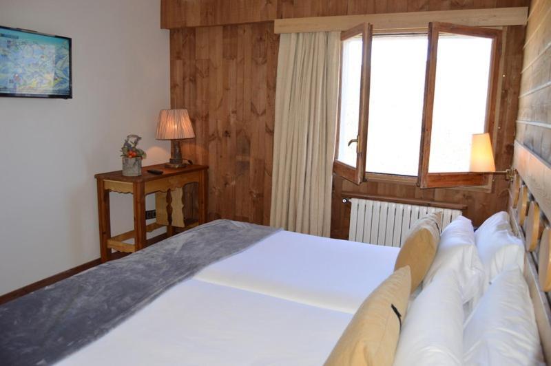 Coma Bella Hotel Sant Julia de Loria Room photo