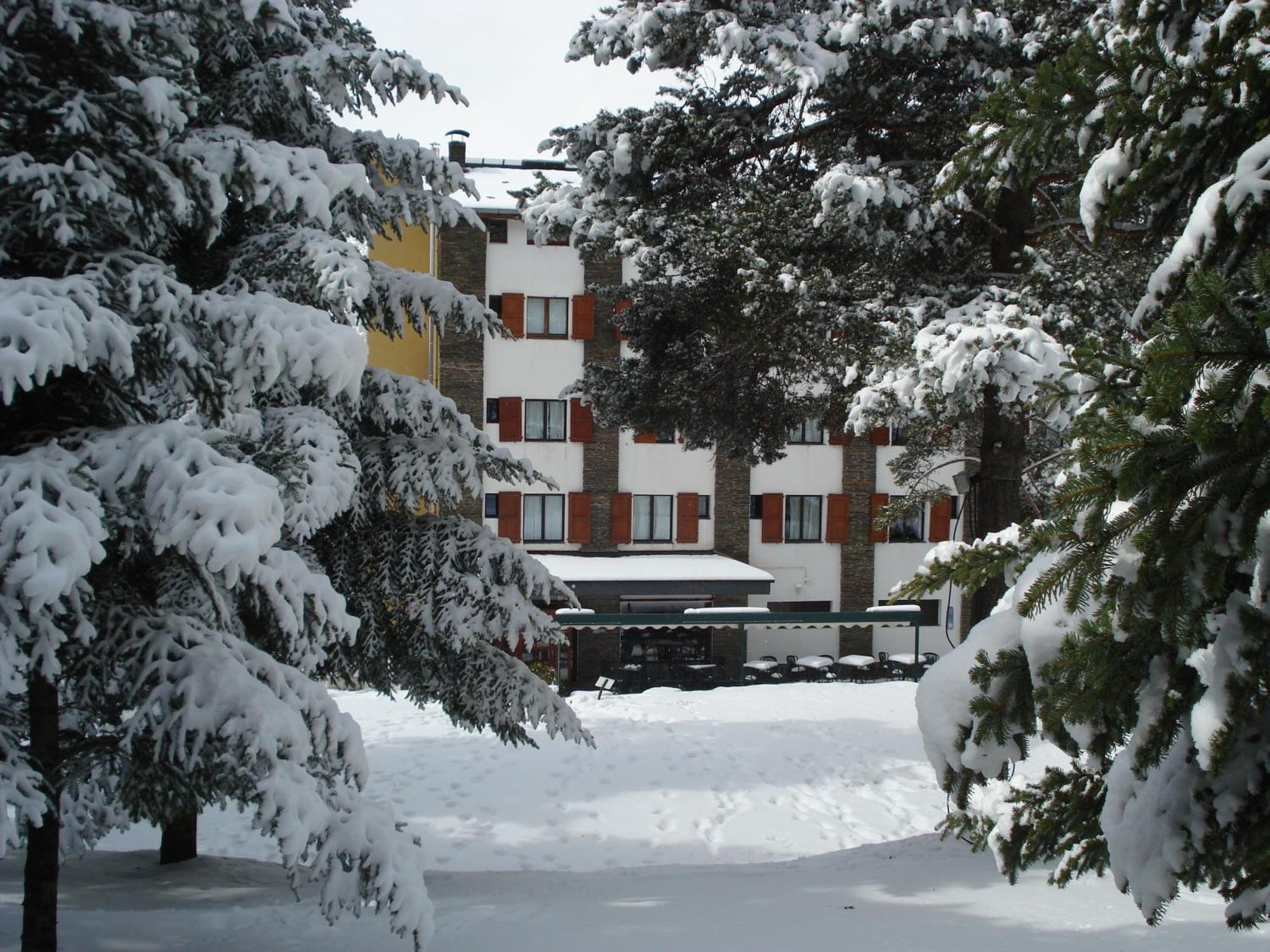 Coma Bella Hotel Sant Julia de Loria Exterior photo
