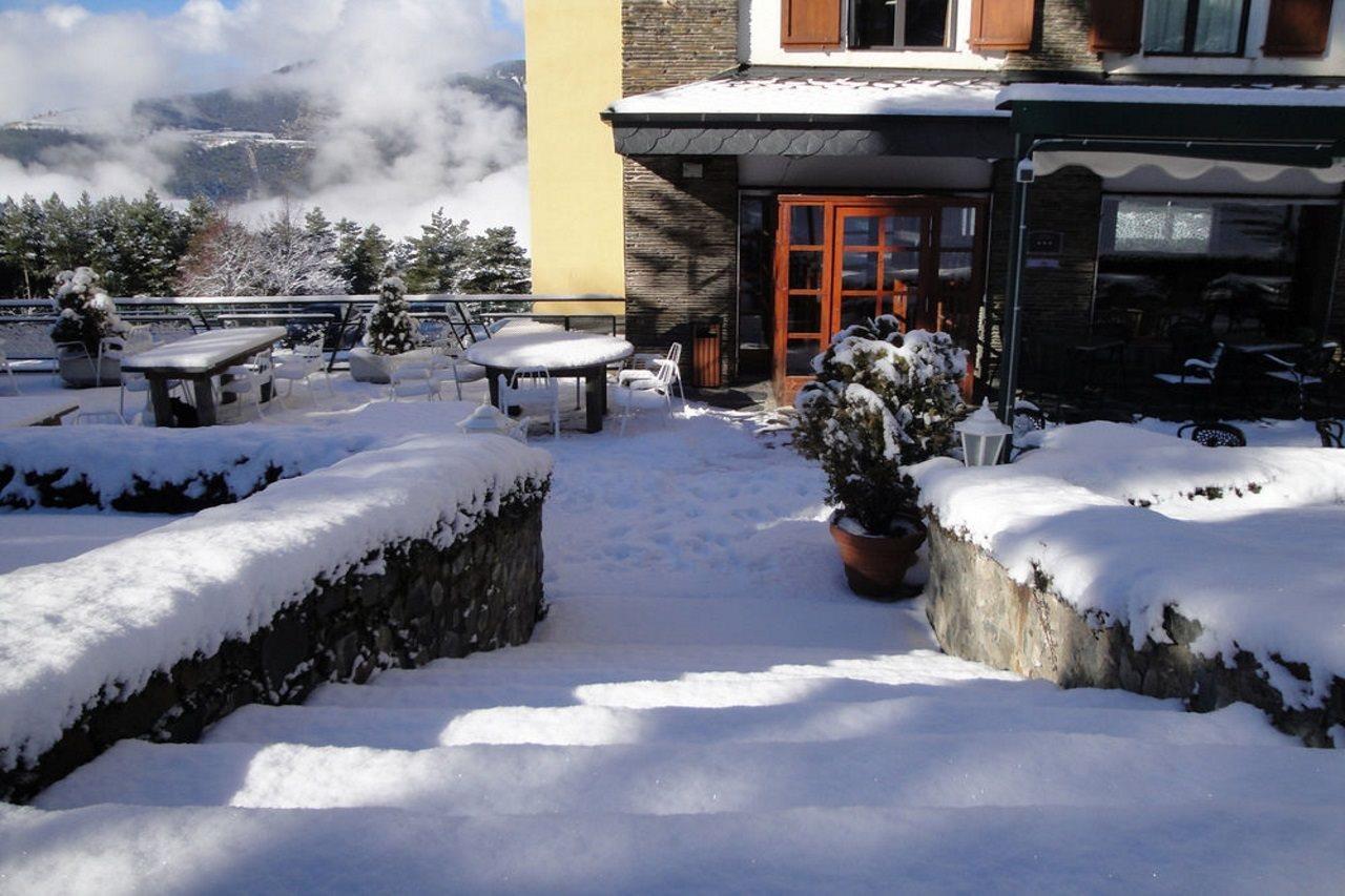 Coma Bella Hotel Sant Julia de Loria Exterior photo